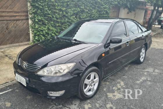 TOYOTA CAMRY 3.0 XLE V6 24V GASOLINA 4P AUTOMÁTICO